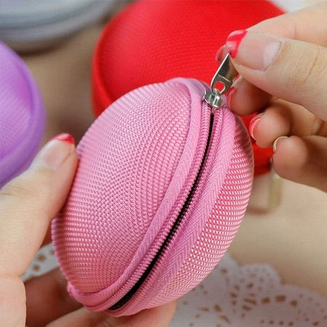Nylonové pouzdro s povrchem z nylonových vláken a tělem z eva materiálu - na zip.